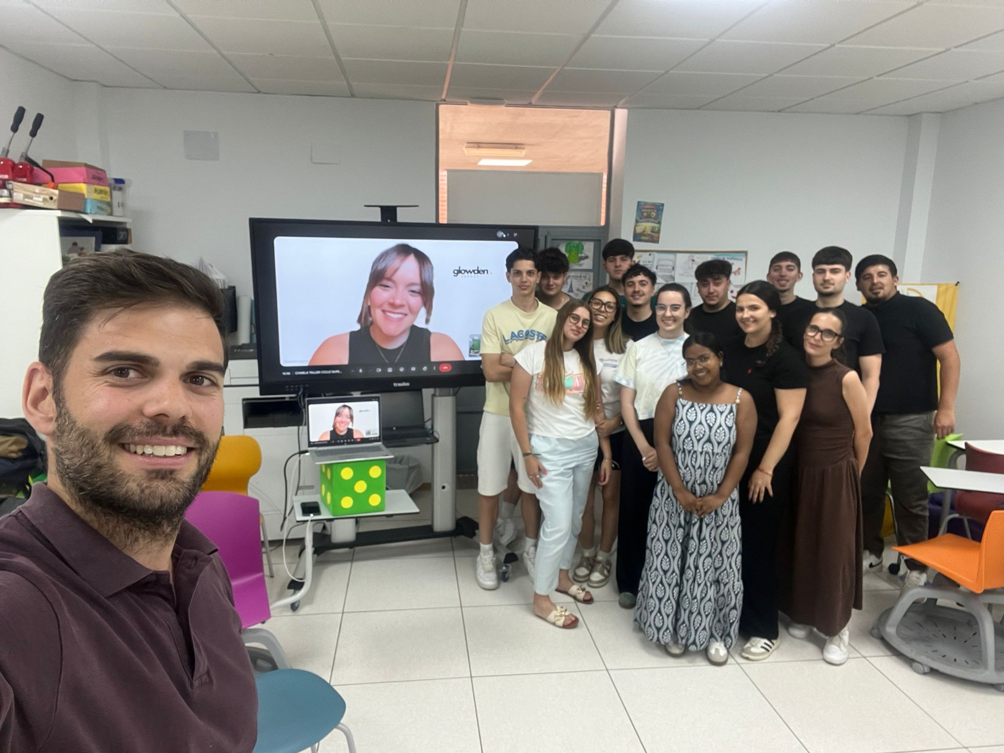 glowden agency inspira a jóvenes ies albarregas mérida